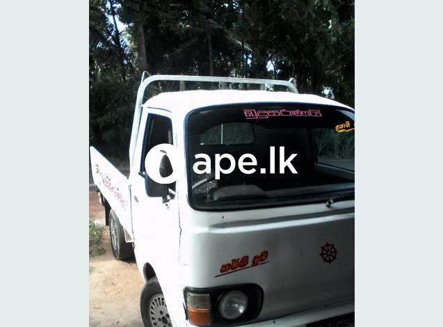 Toyota Hiace 1979 Converted Date 2001