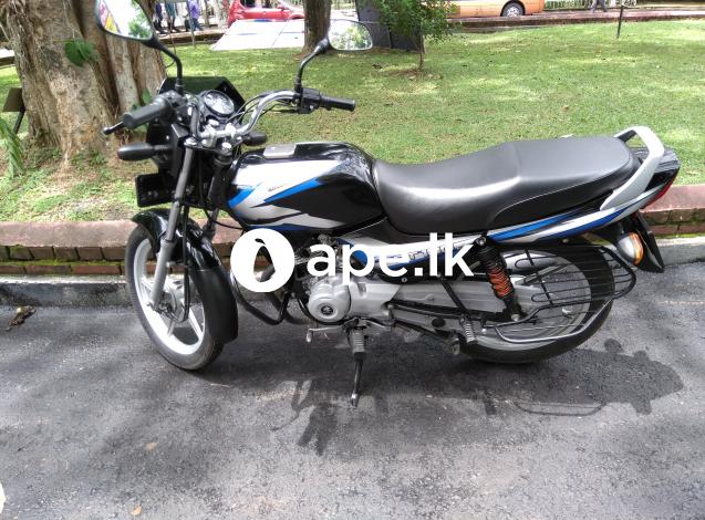 Bajaj CT100 2018